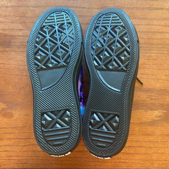 🔹2 for $85🔹 Yes We Vibe "Purple Glowing Vibe" men's low cut shoes - Picture 3 of 4